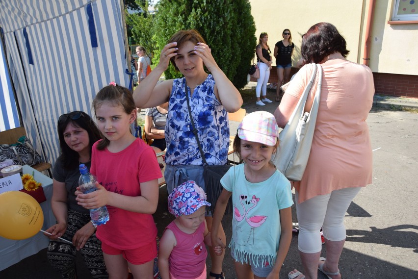 Już po raz ósmy festyn rodzinny w tarnobrzeskiej "czwórce" połączył pokolenia (ZDJĘCIA)