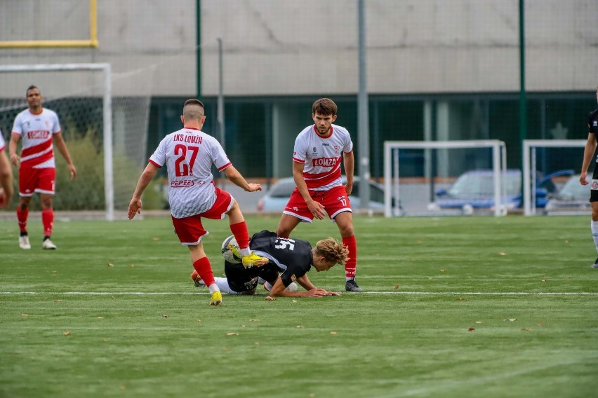 Liderów z Łomży czeka czwartoligowy szczyt na stadionie...