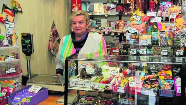 Lidia Skóra pracuje w sklepie od 52 lat. W tym czasie nie przeprowadzała się ani razu. Nastąpiło to dopiero po ponad pół wieku.
