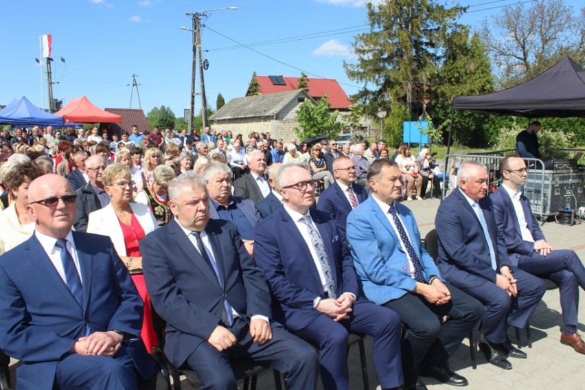 Majówka w Piotrowie na ludową nutę. Impreza na stałe wpisała się w tradycję gminy Łagów. Zobaczcie zdjęcia