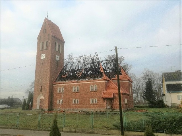 Tak świątynia wyglądała dzień po pożarze