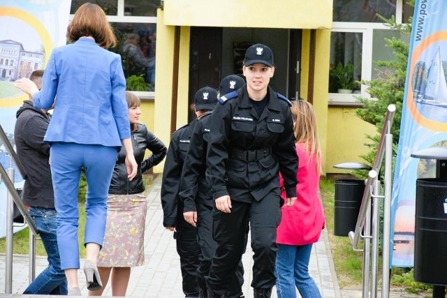 W Liceum Ogólnokształcącym w Sępólnie Krajeńskim jedna trzecia kandydatów wykazała zainteresowanie profilem policyjnym.
