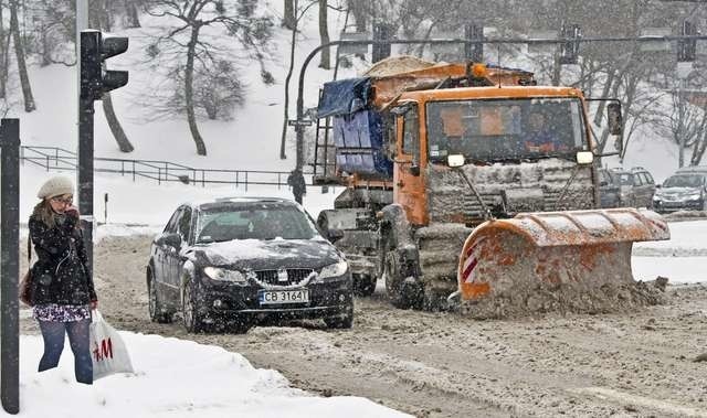 atak zimy atak zimyKolejny atak zimy w Bydgoszczy Kolejny atak zimy w Bydgoszczy -Plac Poznański