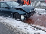 W Czarnożyłach 22-latka wjechała w płot, w Raduczycach doszło do kolizji aut