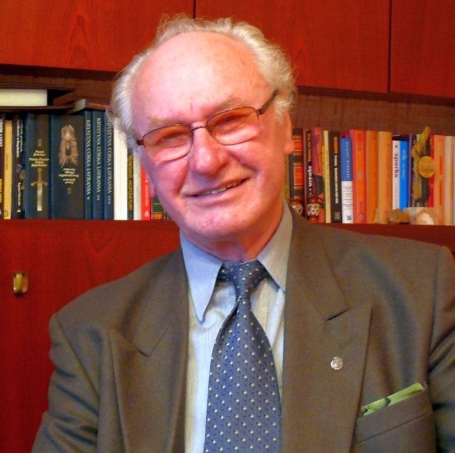Kazimierz Wojas, dr nauk medycznych, specjalista dermatolog.