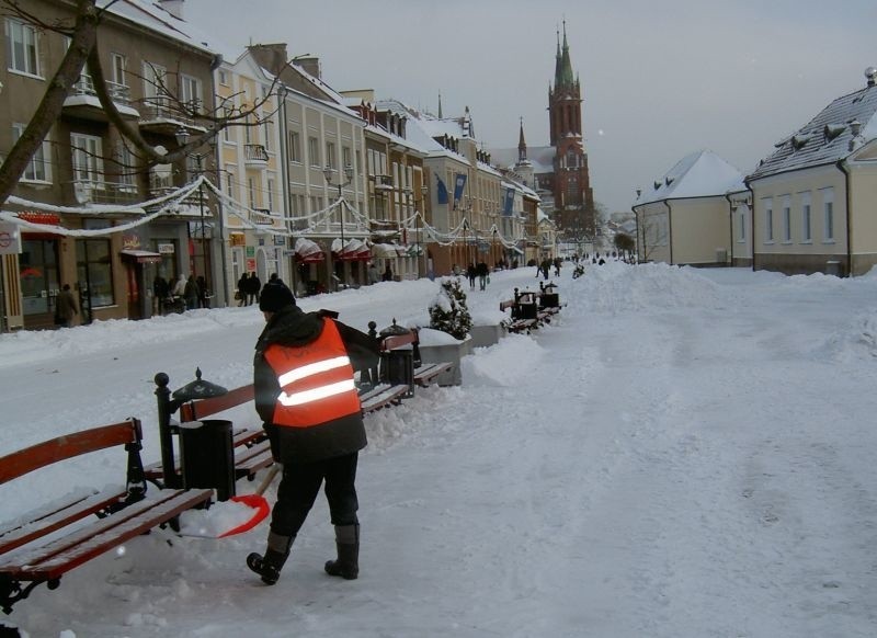 Służba Więzienna umożliwia więźniom pracę bez wynagrodzenia. To forma resocjalizacji (zdjęcia)