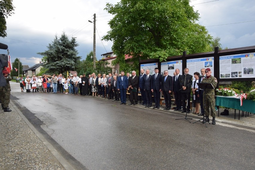 Wspomnienia z pacyfikacji Łaz. Poszli na tortury, ale nikt nie zdradził [ZDJĘCIA]