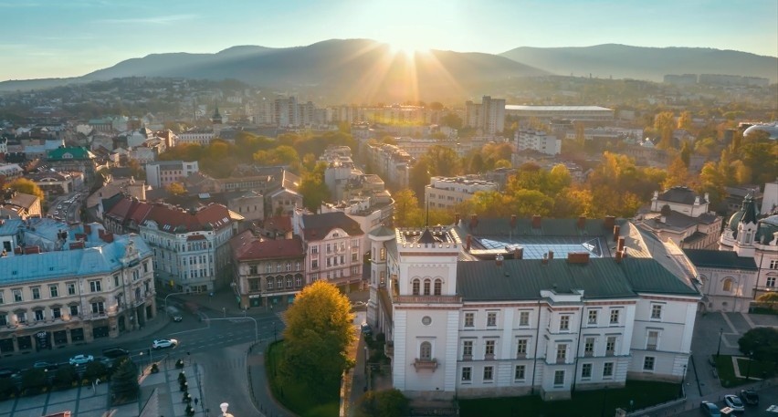 Kadr z filmu promocyjnego „Bielsko-Biała – Miasto od zawsze...