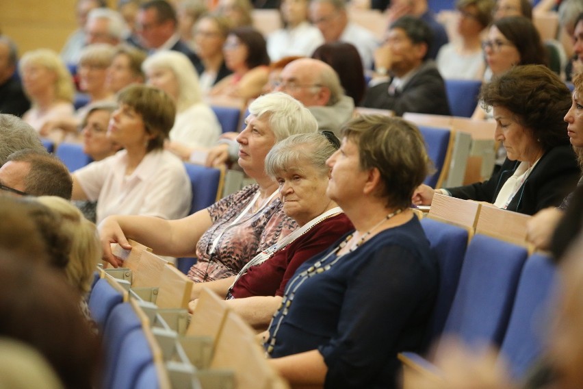 VI Światowy Kongresu Polonistów rozpoczął się na Wydziale...