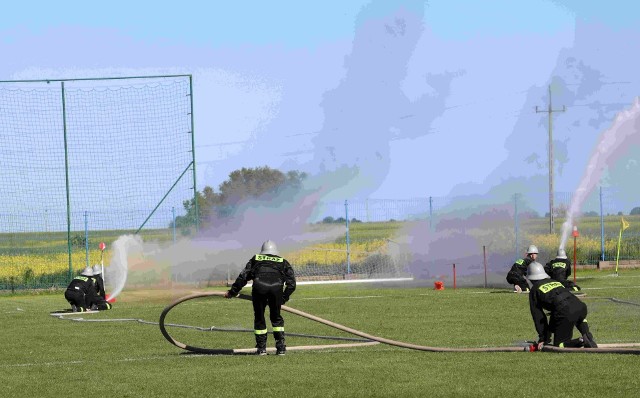 W niedzielę, 12 maja na stadionie sportowym LKS Nidzica w Dobiesławicach odbyły się gminne zawody sportowo-pożarnicze