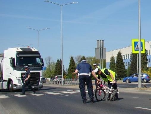 Oświęcim. Na przejściu na ulicy Chemików stanie sygnalizacja świetlna. Ma poprawić bezpieczeństwo pieszych i rowerzystów  