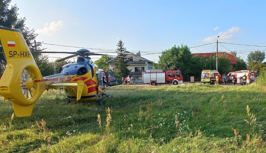 W Podzamczu doszło do potrącenie 15-latki, która wtargnęła na jezdnię.