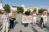 W Starachowicach protestowano na rynku w obronie wolnych mediów