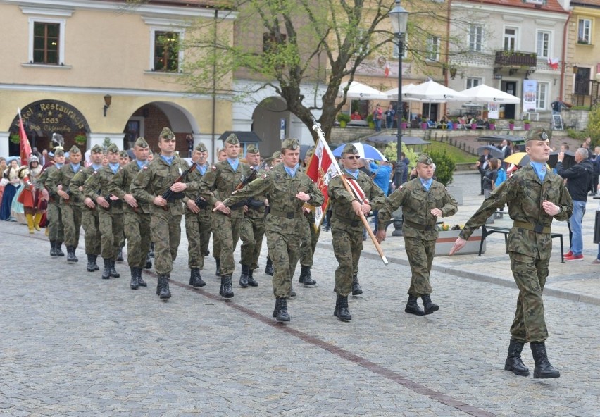 Uroczystości Narodowego Święta Konstytucji 3 Maja w Sandomierzu (NOWA GALERIA ZDJĘĆ)