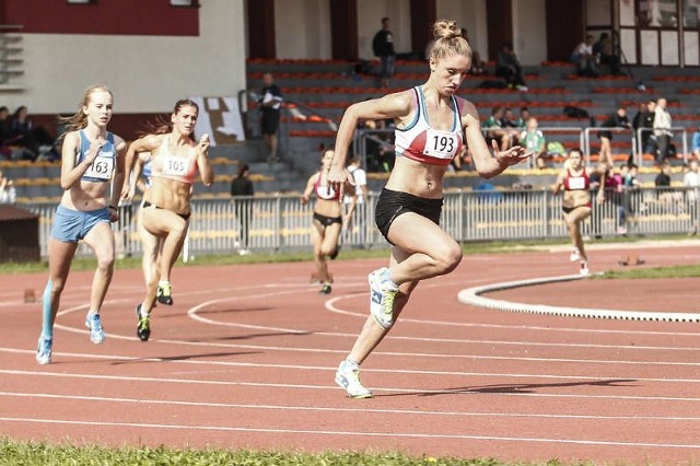 W ciągu roku w zawodach organizowanych na stadionie przy Wyspiańskiego przewija się około 15 tysięcy młodych lekkoatletów. Gdyby wybudowano halę, ta liczba z pewnością jeszcze by wzrosła.