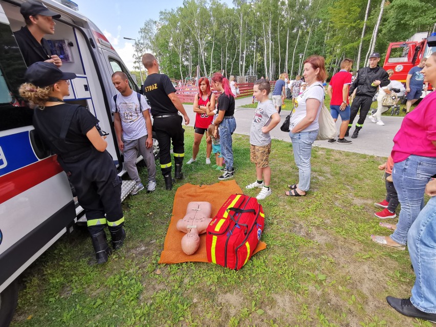 Trzebinia. Policyjny piknik nad Chechłem. Tłumy dzieci przyszły zobaczyć policyjne i strażackie wozy [ZDJĘCIA] AKTUALIZACJA