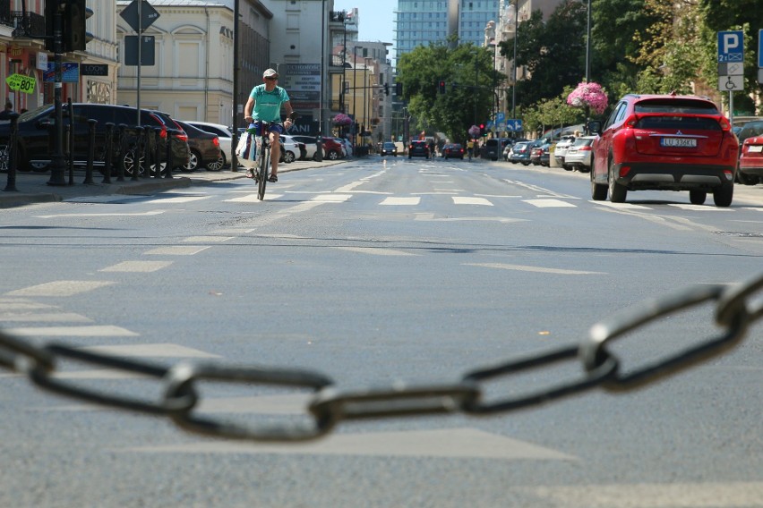 Rowerzyści chcą dla siebie części Krakowskiego Przedmieścia. Co na to ratusz? 