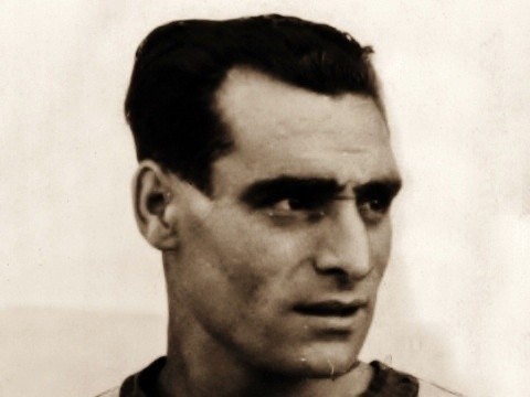 Piłkarz Stali w latach 1953-1956. Reprezentował barwy...