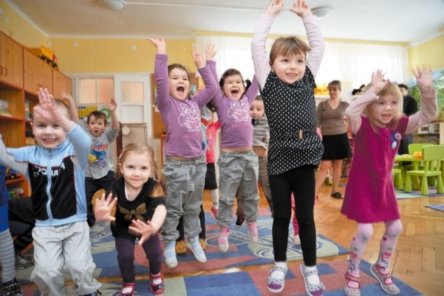 Tak się bawiły w poniedziałek dzieci w białostockim przedszkolu nr 1 przy ulicy Kawaleryjskiej w ramach dni otwartych