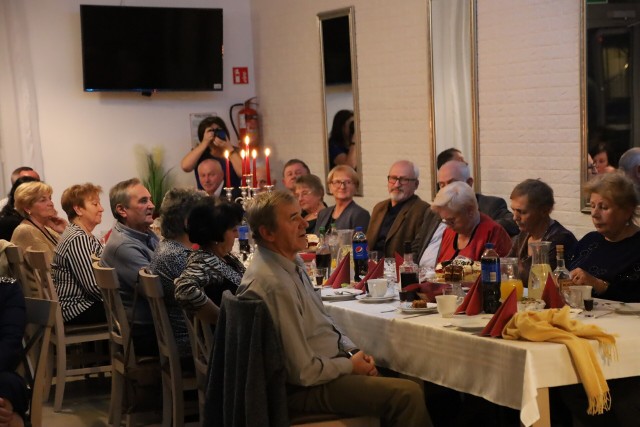 Członkowie Klubu Seniora „MEGAWAT” świętowali w piątek, 18 listopada.
