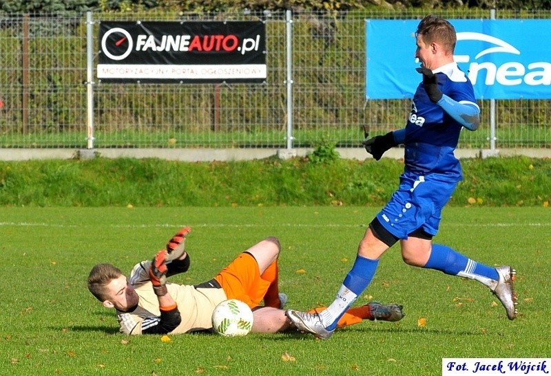 IV liga: Rasel Dygowo - Iskra Białogard 0:0 [ZDJĘCIA]