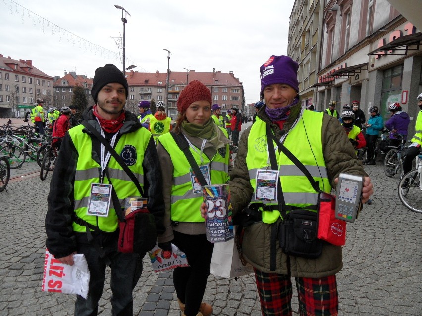 WOŚP 2015 w Bytomiu: Rowerzyści już wyjechali na trasę