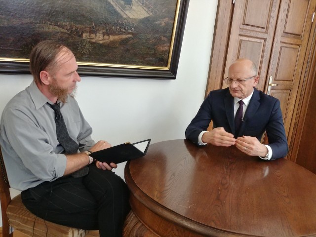 Z prezydentem Krzysztofem Żukiem rozmawia Artur Jurkowski, dziennikarz "Kuriera Lubelskiego"