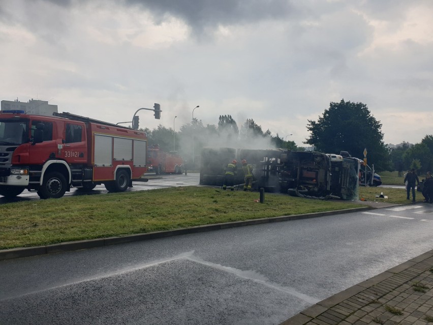 Koszmarny wypadek w Bielsku-Białej. Ciężarówka przygniotła...