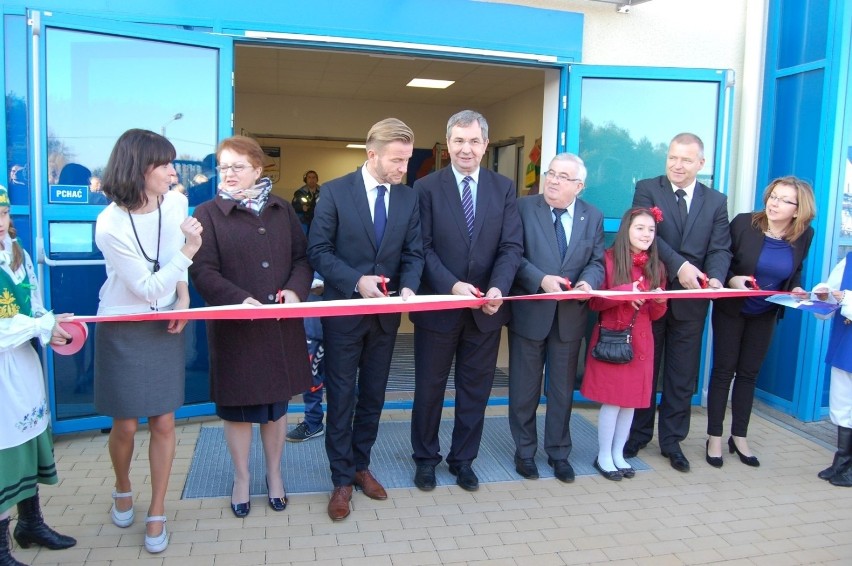 Oficjalne otwarcie szkoły w Baninie