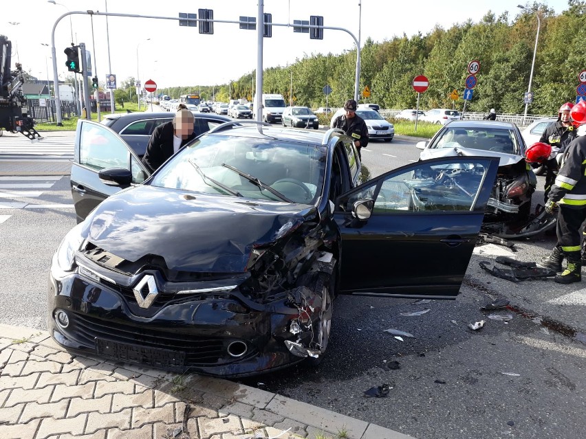 Wypadek dwóch samochodów przy Granicznej (ZDJĘCIA)