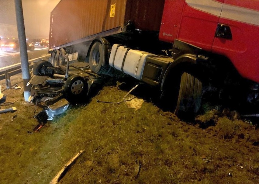 Śmiertelny wypadek na S19 w Sokołowie Małopolskim.