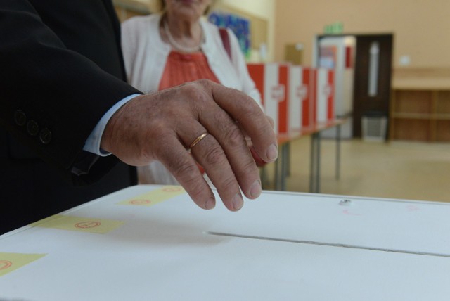 Wybory parlamentarne 2015 odbędą się 25 października