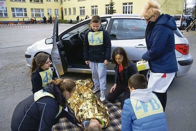 Zwycięzcy etapu powiatowego zaprezentują się w zmaganiach...