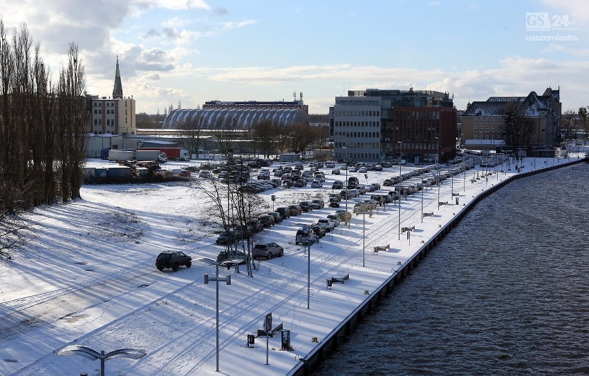 Pierwszy śnieg w Szczecinie. Ale czy nie ostatni? [zdjęcia]