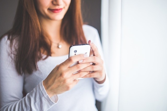 Nie wyobrażamy sobie życia bez telefonu komórkowego, ale nie przepadamy za płaceniem rachunków. Do takiego wniosku można dojść analizując zestawienie Krajowego Rejestru Długów.CZYTAJ DALEJ NA NASTĘPNYCH SLAJDACH