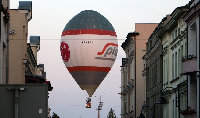 Ostatni przelot balonów nad centrum Grudziądza wzbudził...