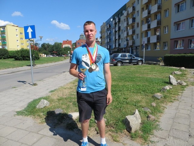 Marcin Biernacki jest biegaczem i siłaczem.