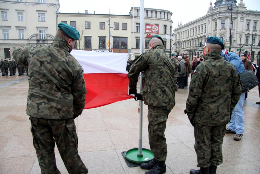 Odsłonięcie pomnika Nieznanego Żołnierza na placu Litewskim w Lublinie (ZDJĘCIA, WIDEO) 