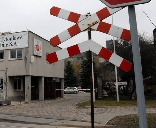 Do zdarzenia doszło na niestrzeżonym przejeździe, niedaleko Zakładów Tytoniowych w Lublinie