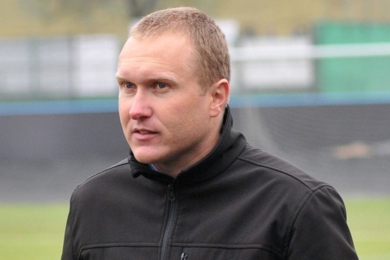 Tomasz Wacek jest trenerem. Od grudnia 2019 roku prowadzi...