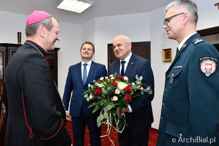 Imieniny Arcybiskupa Metropolity Tadeusza Wojdy. Zobacz, kto przyszedł złożyć życzenia (zdjęcia)