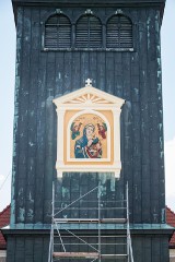 Na wieży kościoła na Szwederowie odnowiono wizerunek Matki Bożej Nieustającej Pomocy