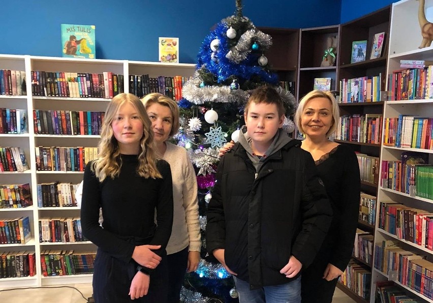 Uczniowie ze szkoły w Wielgusie byli wśród najlepszych w konkursie organizowanym przez kazimierską bibliotekę (ZDJĘCIA)
