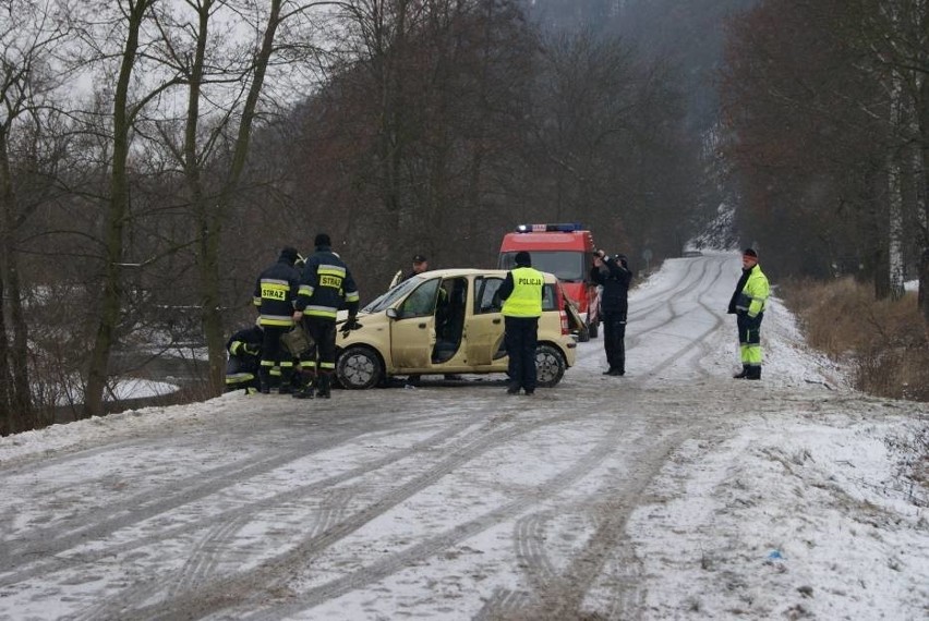 Fiatem panda na dzierżoniowskich tablicach rejestracyjnych...