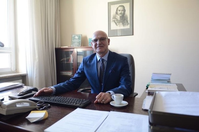 Profesor Sławomir Bukowski jest jedynym kandydatem Rady Uczelni UTH w Radomiu na rektora.