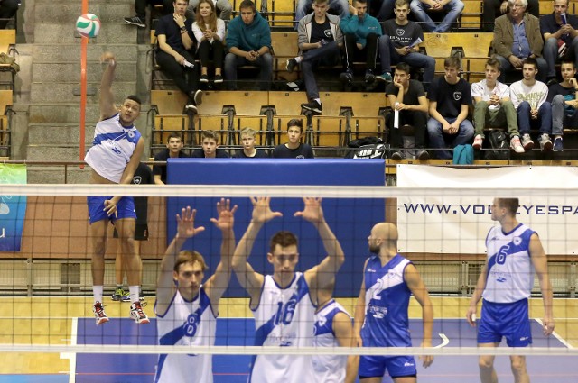 Espadon rozegrał w tym sezonie w Szczecinie dwa mecze. Oba przegrał.