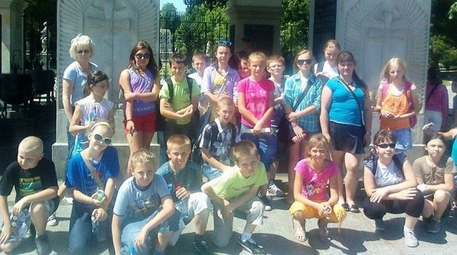 Dzieci z Wysocka i Zdziechowa na wycieczce w stolicy.