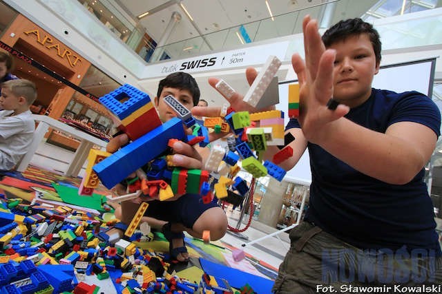 Budowanie z klocków Lego to frajda nie tylko dla najmłodszych