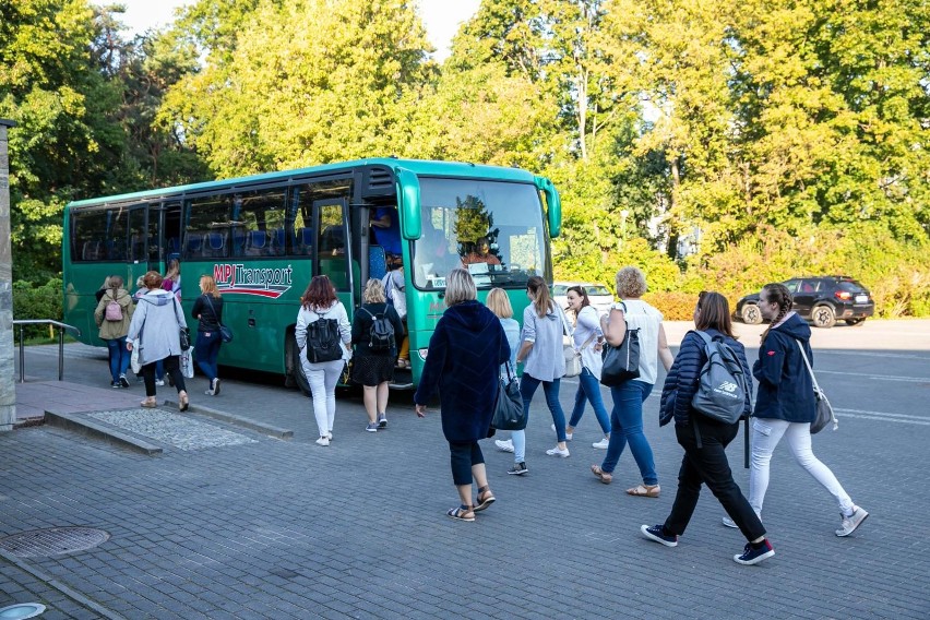 Pielęgniarki wyruszyły na protest do Warszawy