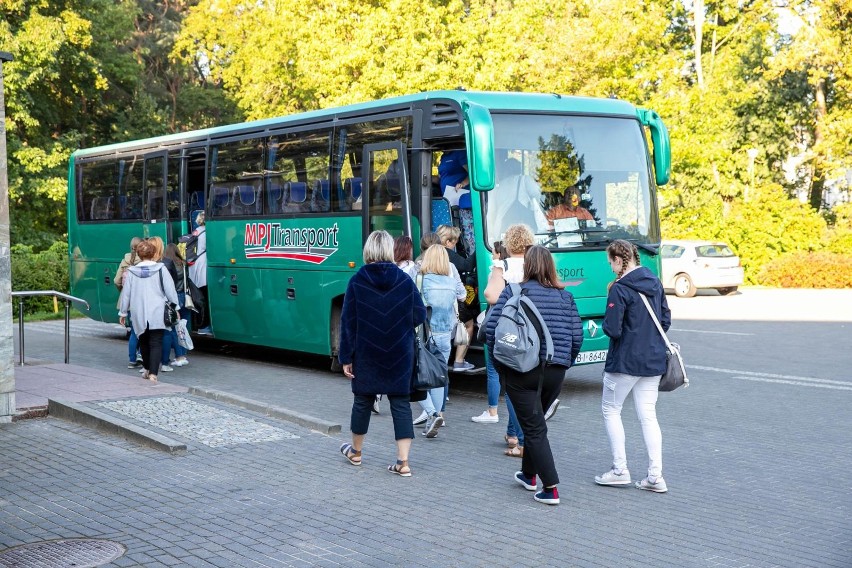 Pielęgniarki wyruszyły na protest do Warszawy